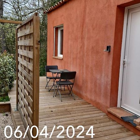 Studio Neuf Rocbaron Exterior foto